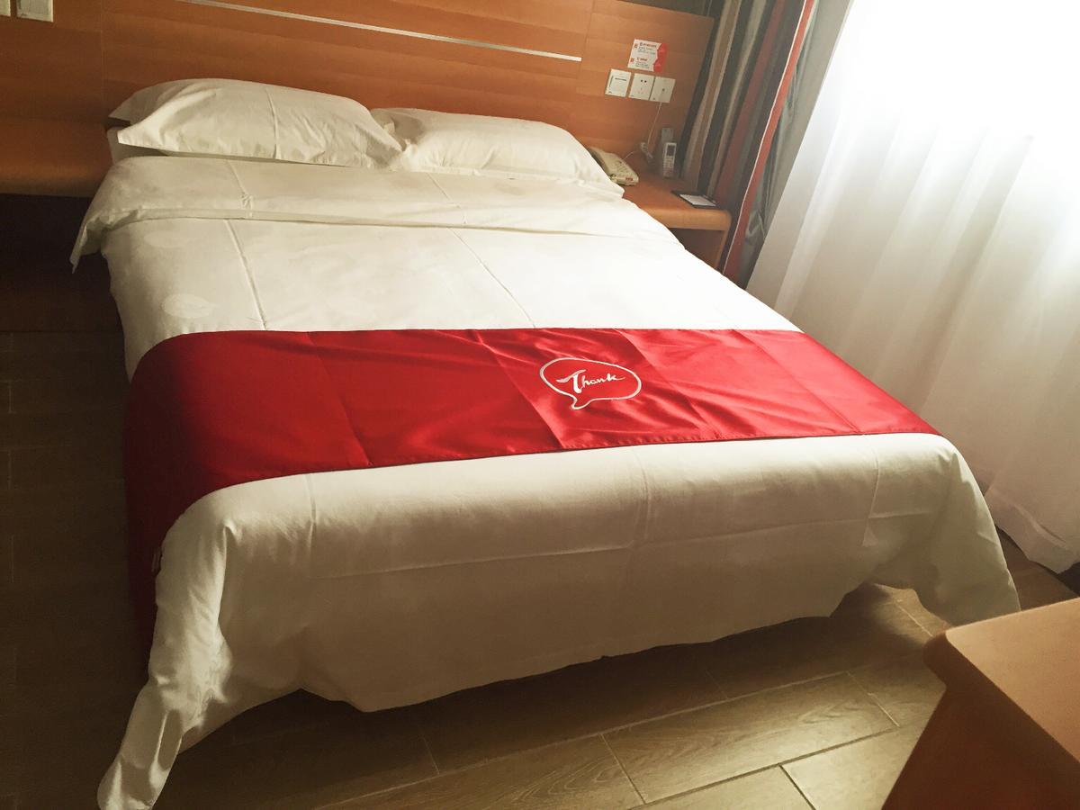 Thank Inn Chain Hotel Guangdong Shenzhen Baoan International Airport Zewnętrze zdjęcie